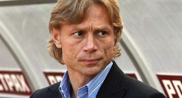 Валерий Карпин