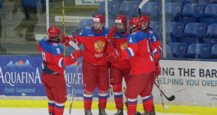 юниорская сборная потеряла год