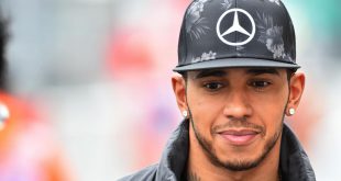 Льюис Хэмилтон