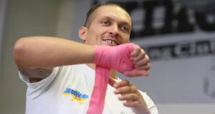 Александр Усик