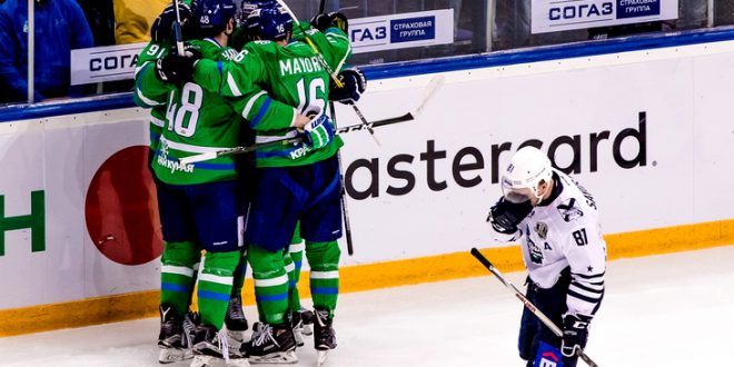 «Салават Юлаев» и «Нефтехимик»