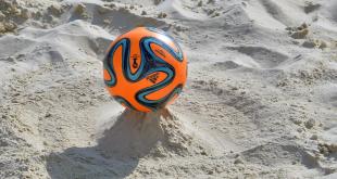 Пляжный футбол