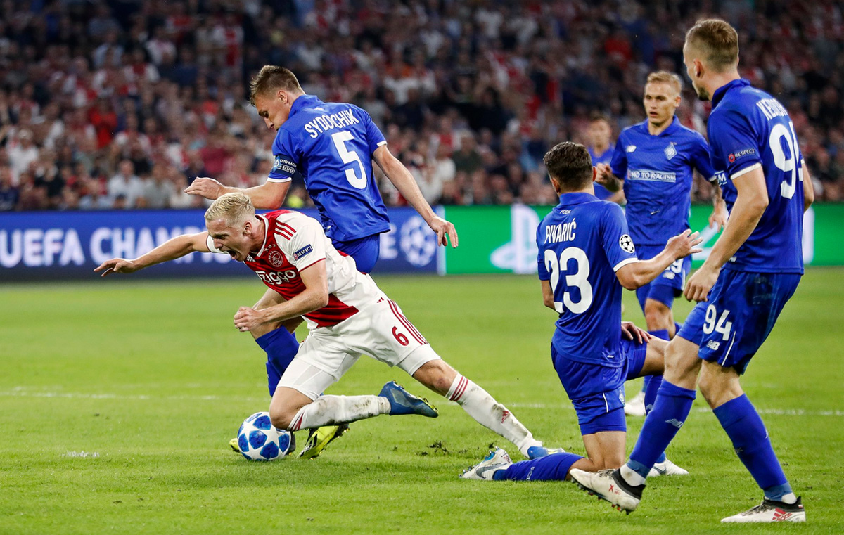 Аякс Динамо К