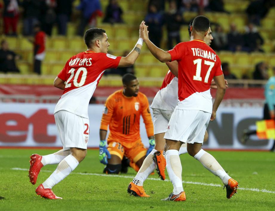 Монако Лилль