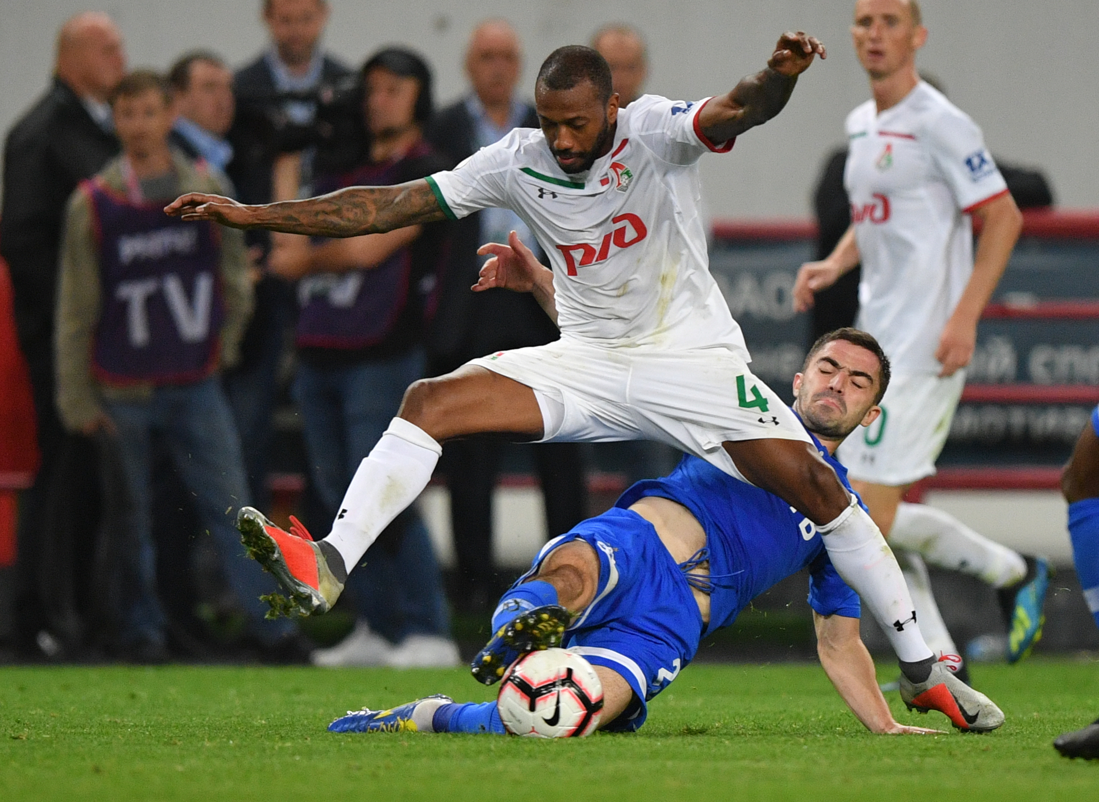 Локомотив Динамо