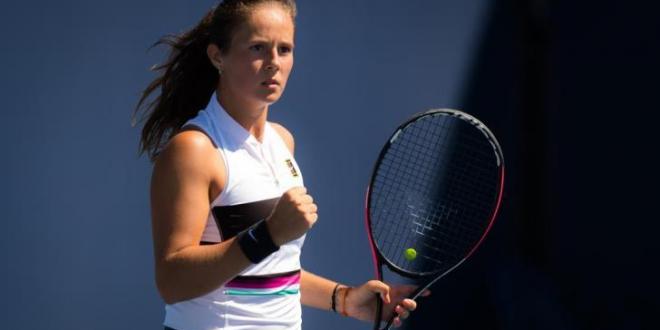 Прогноз и ставка на игру теннисного соревнования WTA Porsche Tennis Grand Prix Элиза Мертенс — Дарья Касаткина