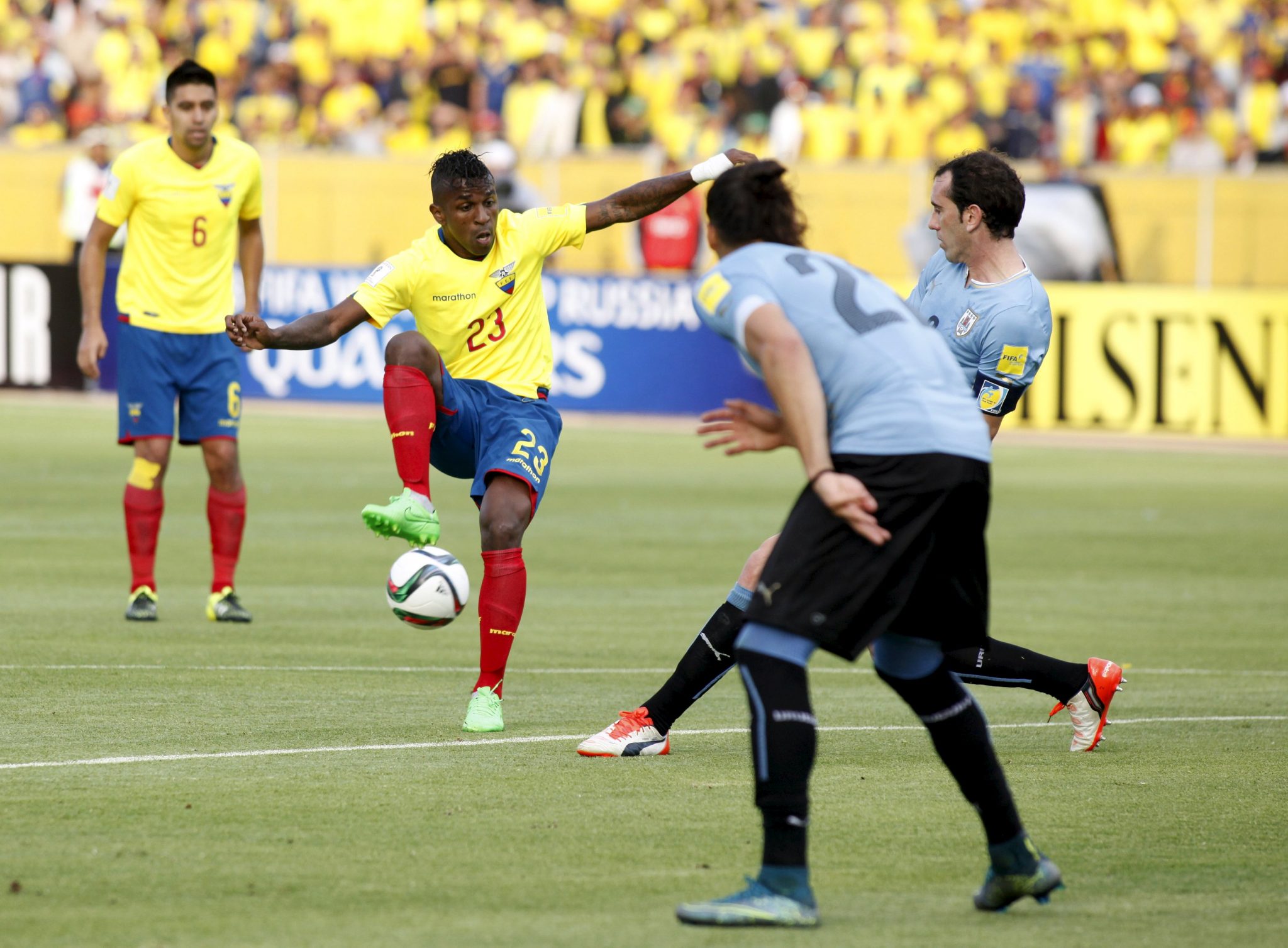 Уругвай Эквадор