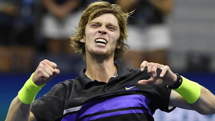 Обзор теннисного поединка Андрей Рублёв — Маттео Берреттини 02.09.2019