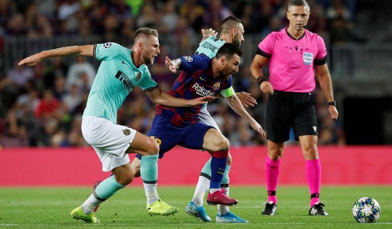 Обзор футбольного матча ЛЧ «Барселона» — «Интер» 2 октября 2019 (гол Суареса)