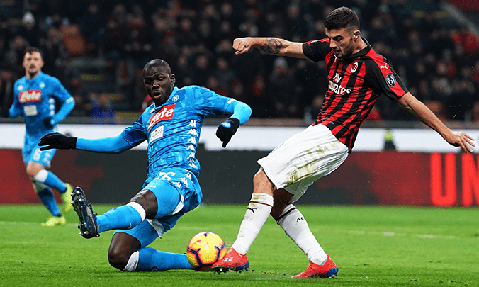 Милан Наполи