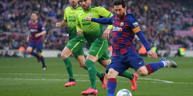 Наполи Барелона