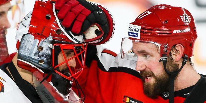 Прогноз и ставка на игру Континентальной хоккейной лиги «Авангард» — «Автомобилист»