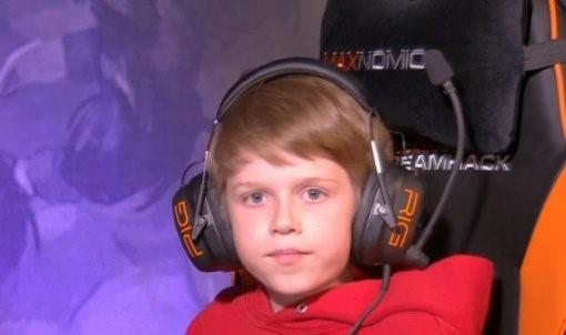 молодые киберспортсмены